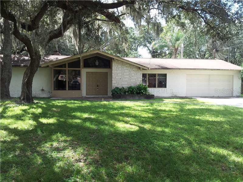 607 Courtney Dr., Temple Terrace, FL 33617