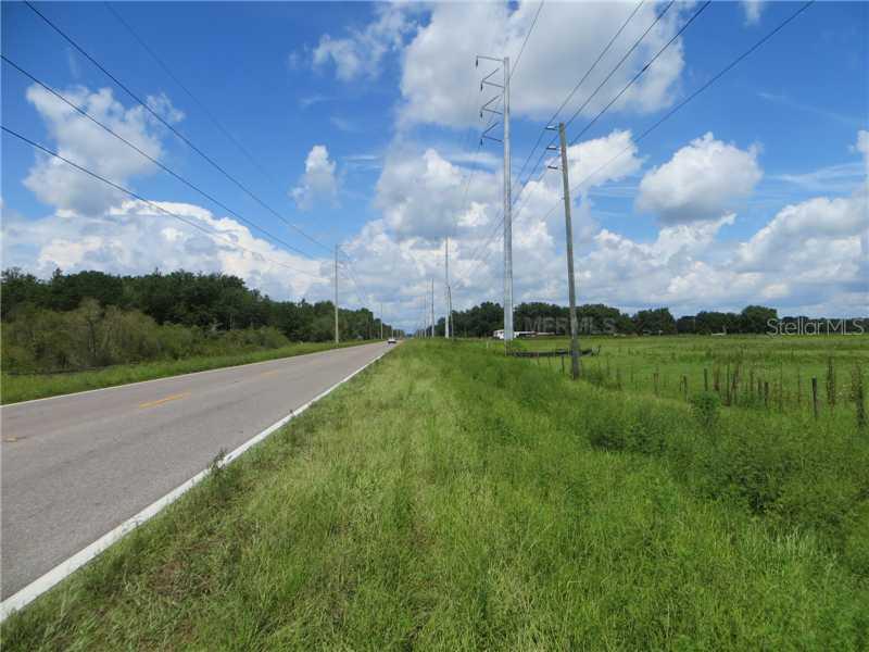 Cr 54 E, Kathleen, FL 33540