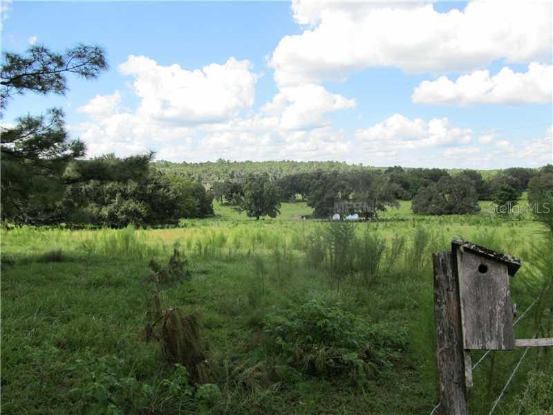 27408 Hickory Hill Rd, Brooksville, FL 34602