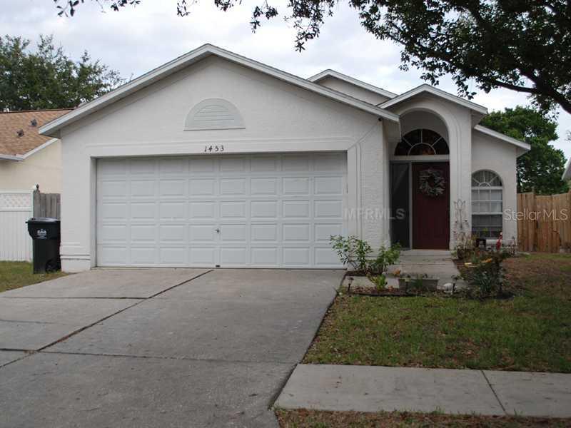 1453 Mohrlake Dr., Brandon, FL 33511