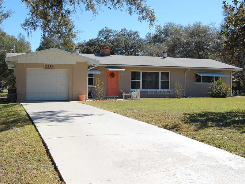 5034 Mockingbird Dr., Dade City, FL 33523