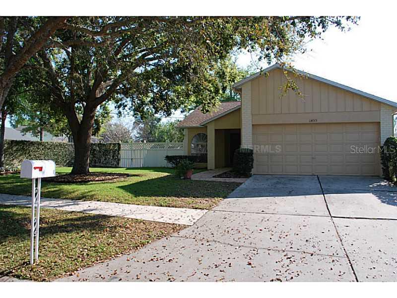 1455 Mohrlake Dr., Brandon, FL 33511