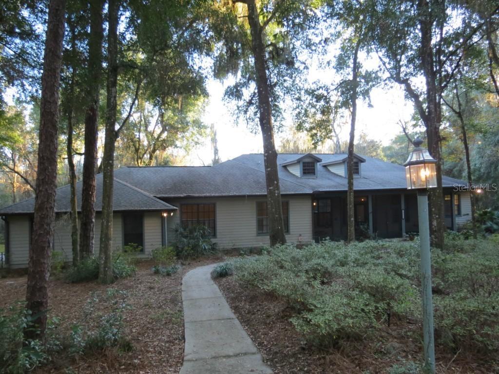 34010 A Nice Pl., Dade City, FL 33523