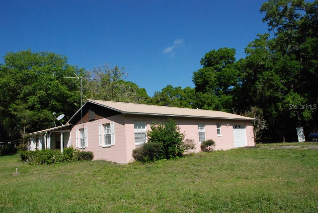 39031 Clinton Ave., Dade City, FL 33525