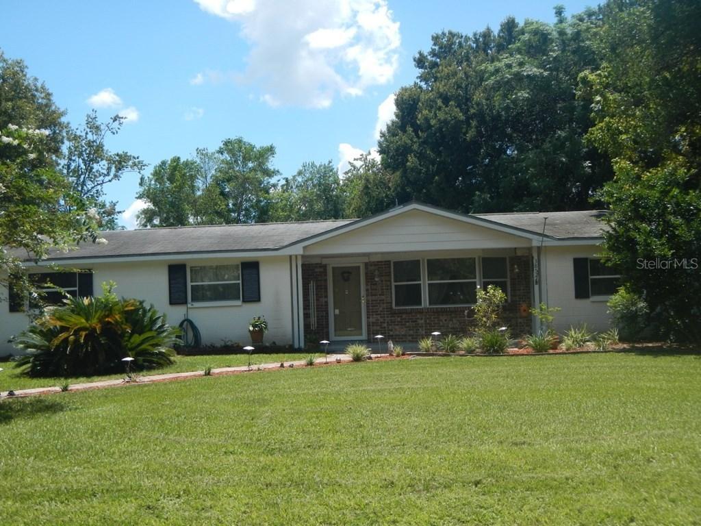 38526 Crescent Ave., Zephyrhills, FL 33542