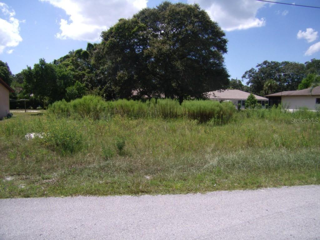 293 Cavalier Ave., Spring Hill, FL 34606