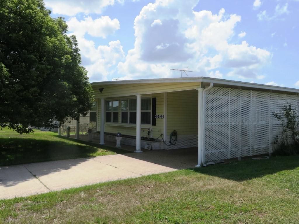 39432 Rockford Ave., Zephyrhills, FL 33542