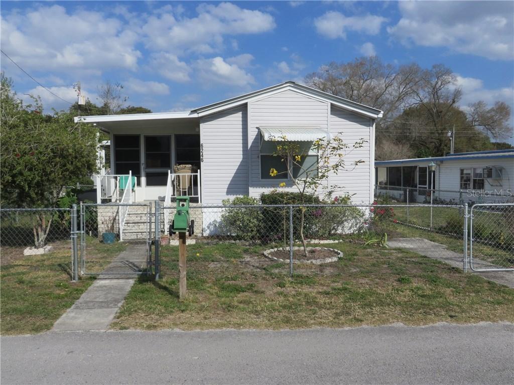 6246 Connecticut St., Zephyrhills, FL 33542