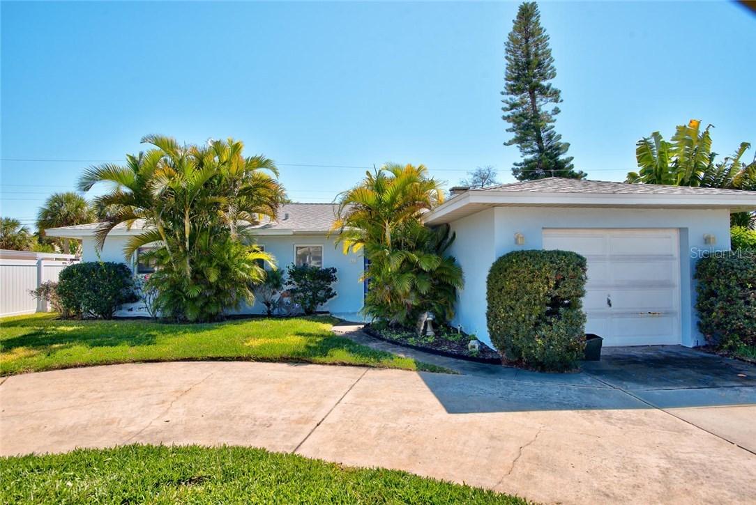 466 86th Ave., St Pete Beach, FL 33706