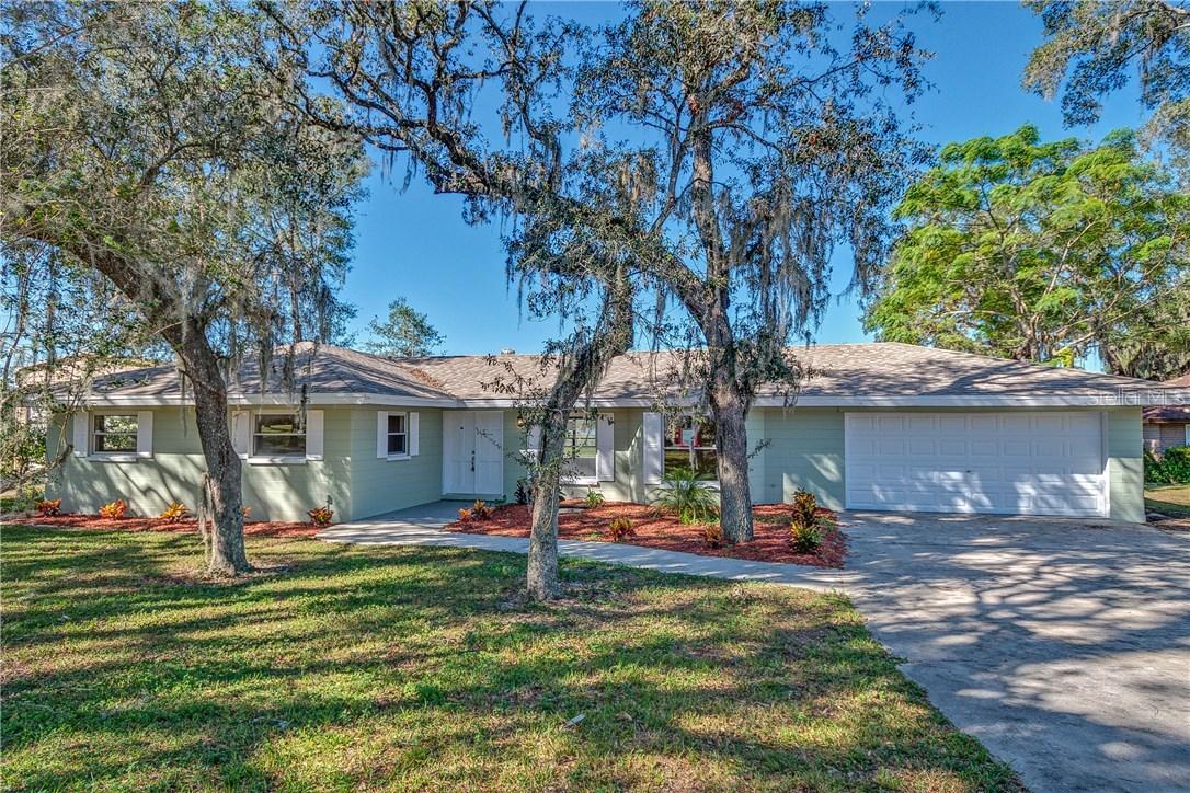 5053 Lakewood Dr., Dade City, FL 33523