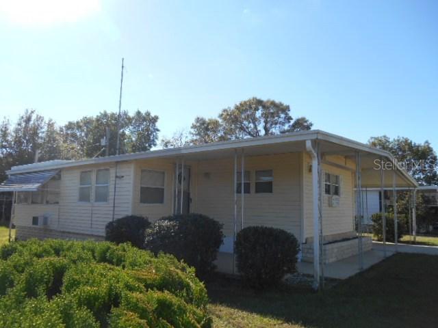 37324 Lois Ave., Zephyrhills, FL 33542