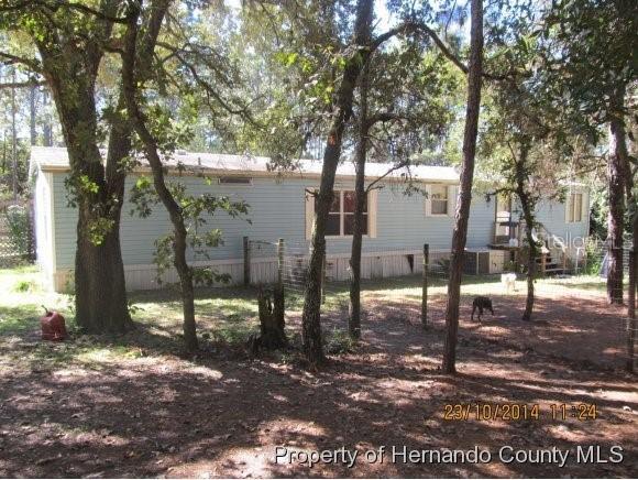 9869 Critter Ln., Brooksville, FL 34601