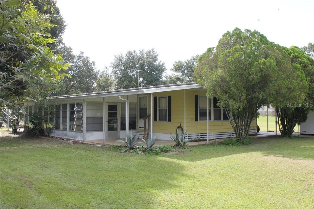 8122 Adel Ln., Zephyrhills, FL 33540