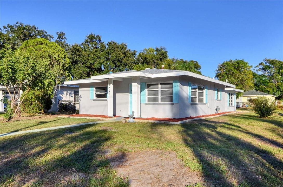1431 18th St W, Bradenton, FL 34205