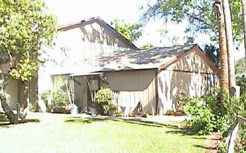 2 Village Dr., Flagler Beach, FL 32136