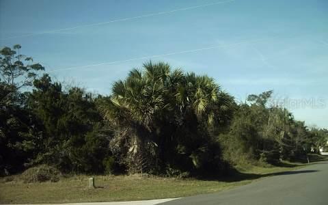 2 Crossway Ct., Palm Coast, FL 32137