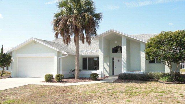 21 Creek Ct., Palm Coast, FL 32137