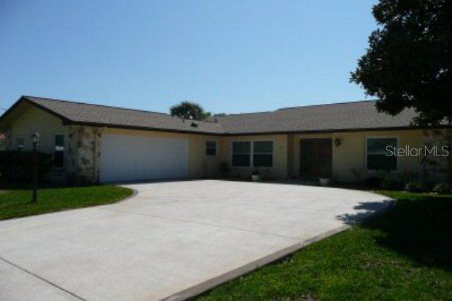 3 Coral Reef Ct., Palm Coast, FL 32137