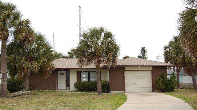 164 Avalon Ave., Flagler Beach, FL 32136