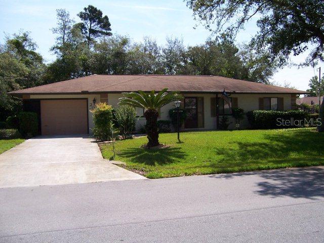 202 Frankford Ln., Palm Coast, FL 32137