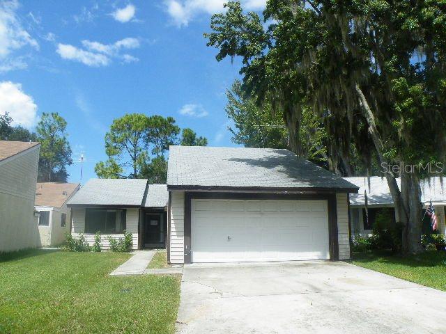 53 Fawn Ln., Palm Coast, FL 32137