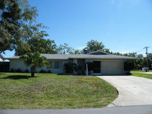 2 Flintstone Ct., Palm Coast, FL 32137