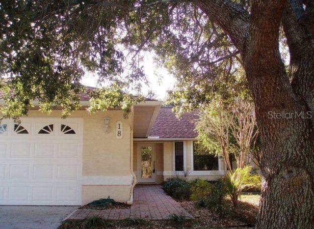 18 Coconut Ct., Palm Coast, FL 32137