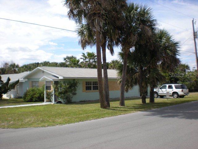 300 4th St., Flagler Beach, FL 32136