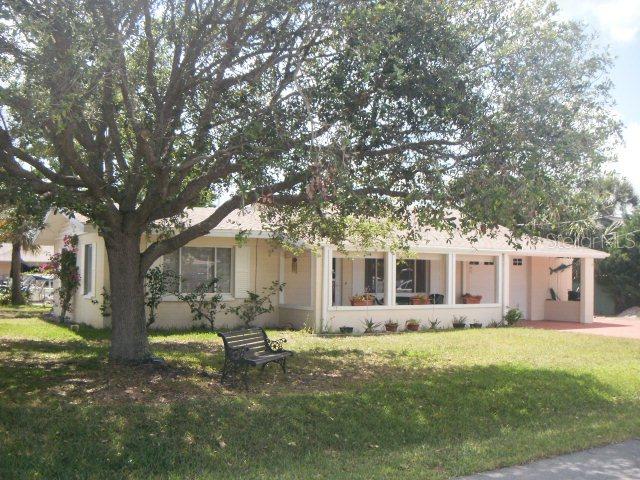 127 Avalon Ave., Flagler Beach, FL 32136