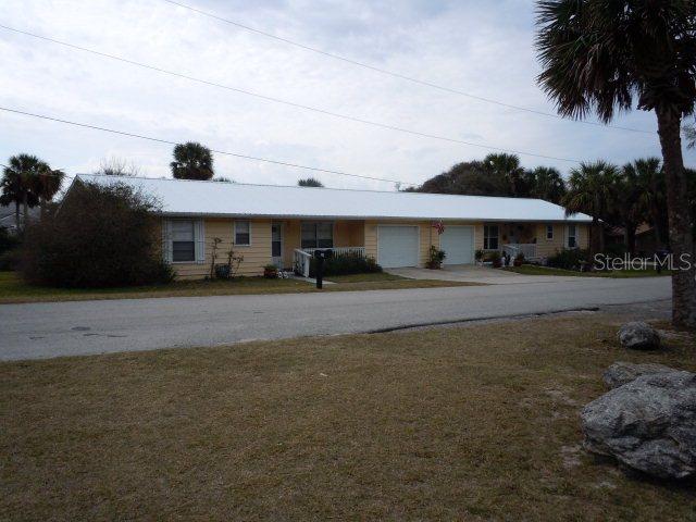 305 S 9th St., Flagler Beach, FL 32136