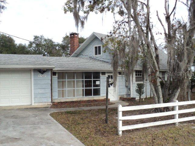 1727 Palmetto Ave., DeLand, FL 32724