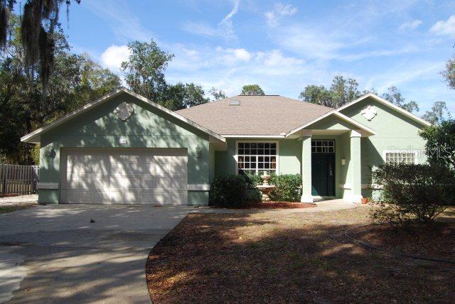 10 Magnolia St., Flagler Beach, FL 32136