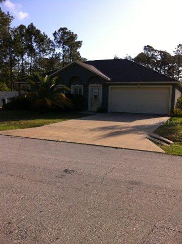 2 Zollinger Pl., Palm Coast, FL 32164