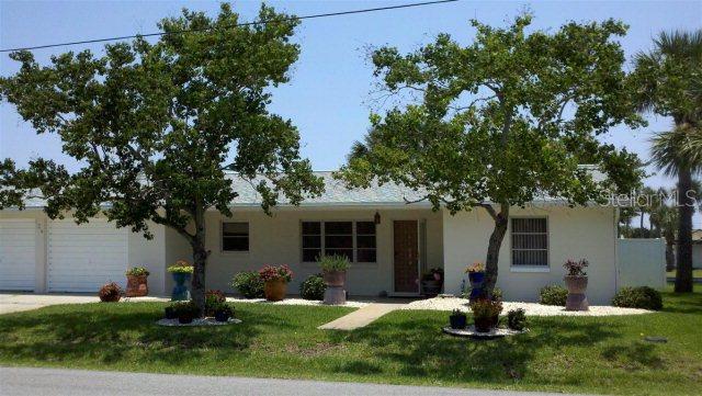 124 Avalon Ave., Flagler Beach, FL 32136