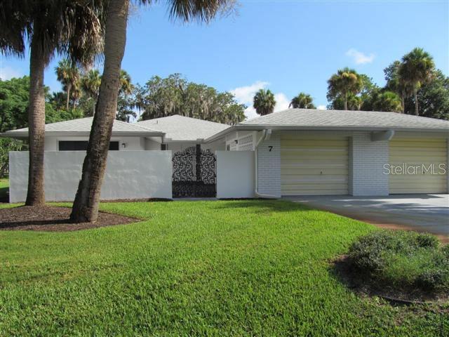 7 Casper Dr., Palm Coast, FL 32137