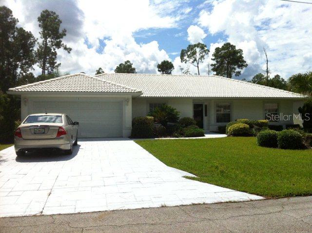 3 Red Birch Dr., Palm Coast, FL 32164