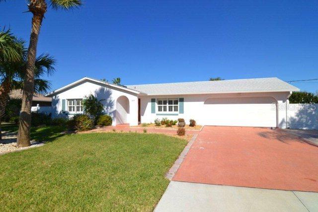 339 Palm Cir., Flagler Beach, FL 32136