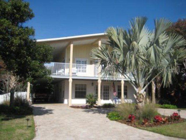 207 26th St., Flagler Beach, FL 32136