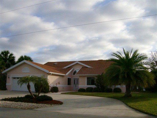 39 Colonial Ct., Palm Coast, FL 32137