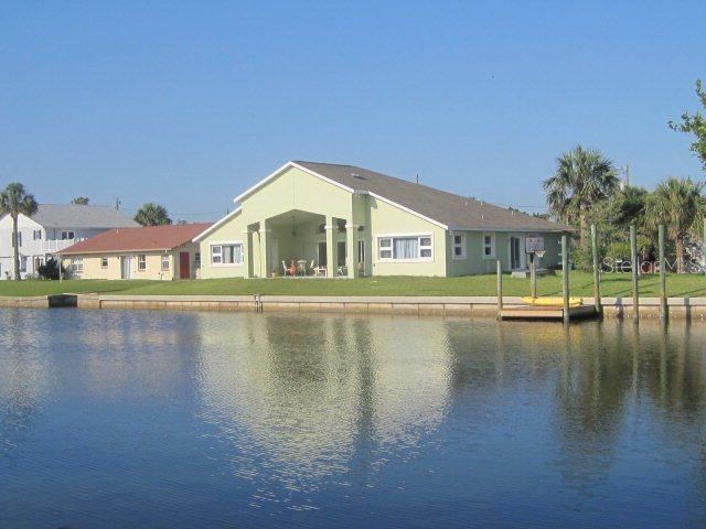 164 N Palmetto Ave., Flagler Beach, FL 32136
