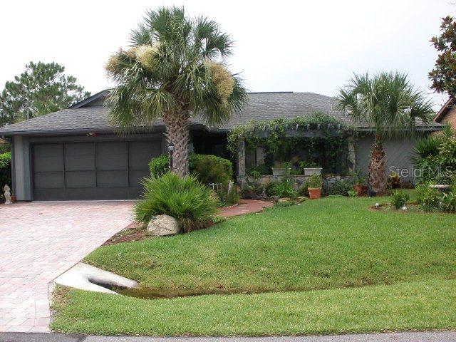 9 Cedarwood Ct., Palm Coast, FL 32137