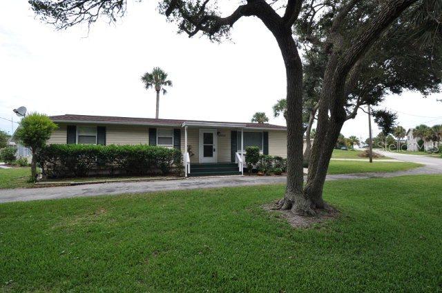 1023 Flagler Ave., Flagler Beach, FL 32136