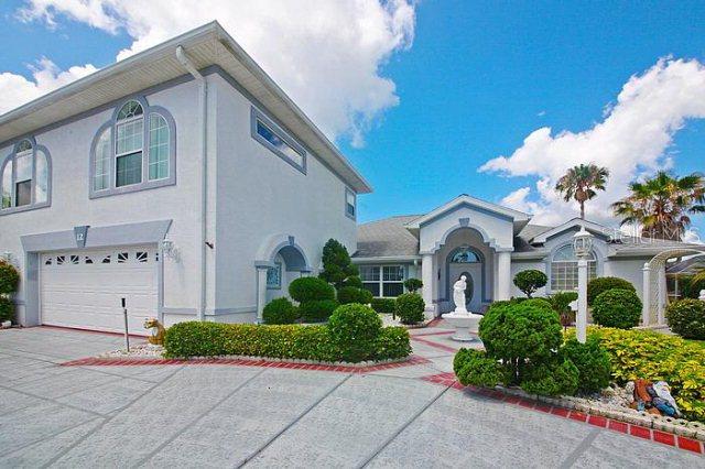 12 Cloverdale Ct., Palm Coast, FL 32137