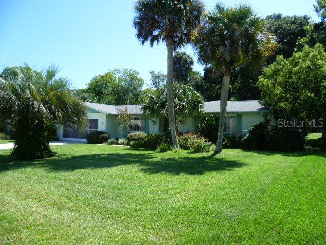11 Courtney Pl., Palm Coast, FL 32137