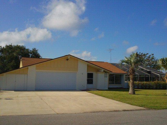 2 Carol Ct., Palm Coast, FL 32137