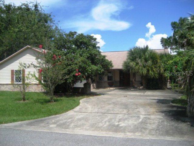 14 Crandon Ct., Palm Coast, FL 32137