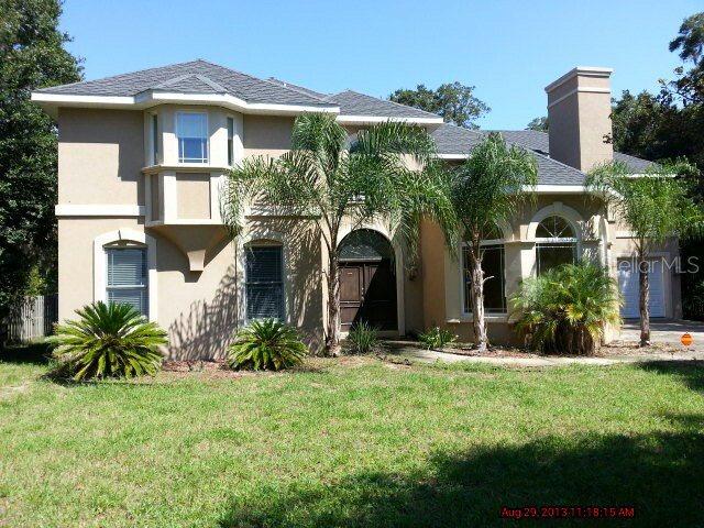 8 Magnolia St., Flagler Beach, FL 32136