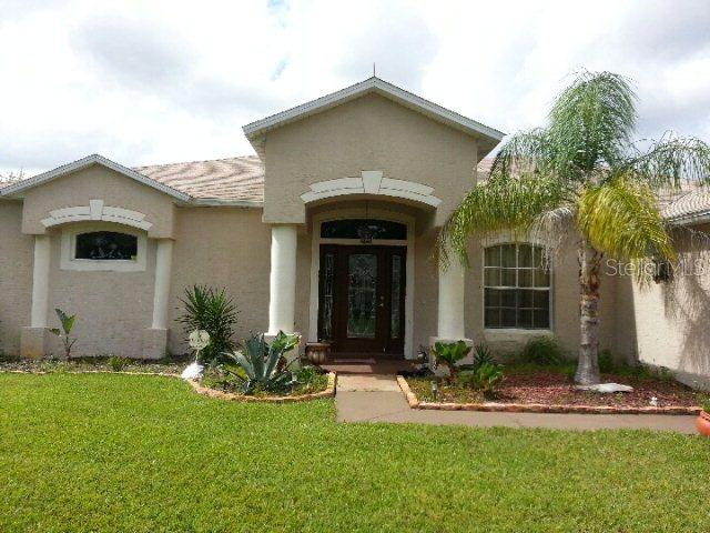 136 Whispering Pine Dr., Palm Coast, FL 32164