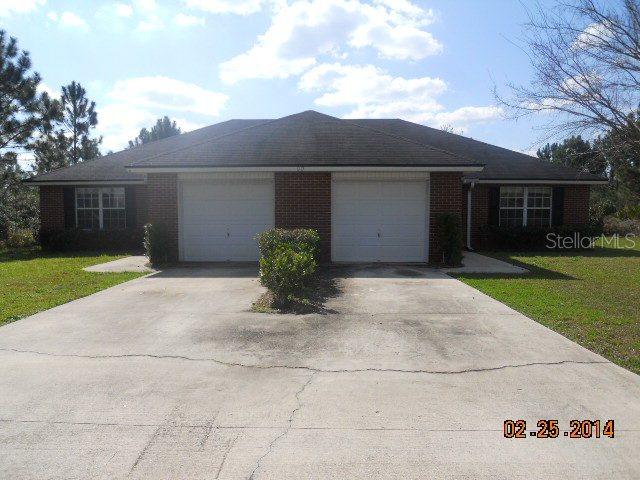 90 Buttonworth Dr., Palm Coast, FL 32137
