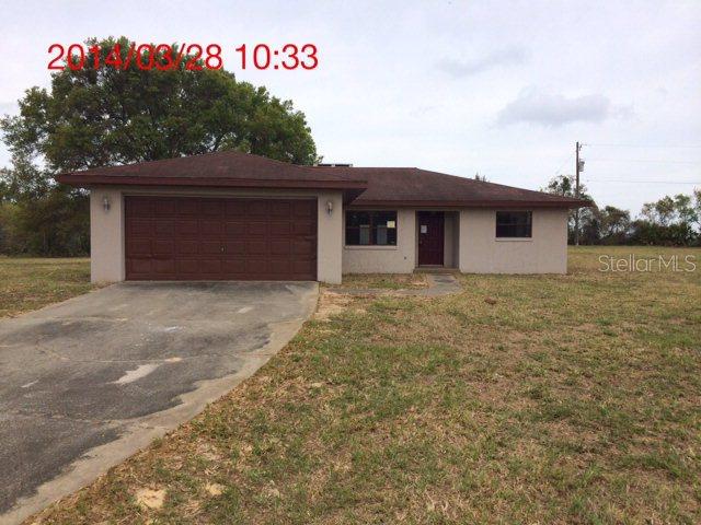 40239 9th Ave., Umatilla, FL 32784